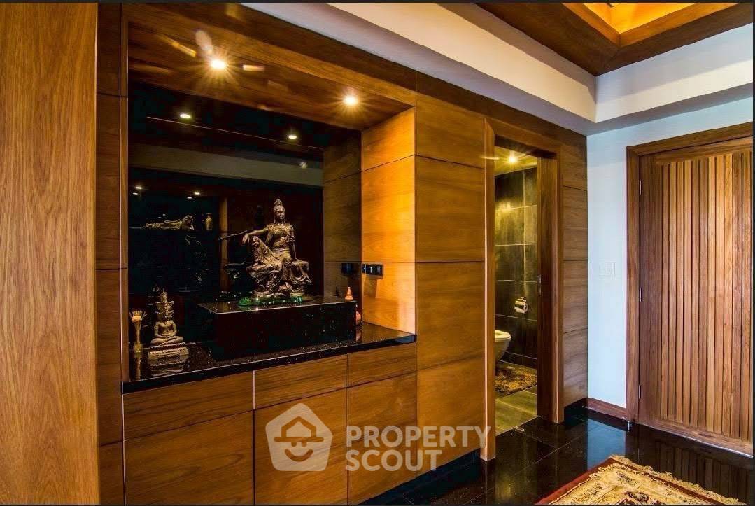 รูป ขายคอนโด 2 ห้องนอน Nirvana Place จอมเทียน ชั้น 7 ขนาด 199 ตร.ม. (ID 3084386) - รูปที่ 31/39