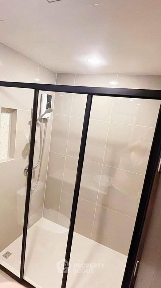 picture 1-BR Condo In XT Huai Khwang, 100m To MRT Huai Khwang (ID 1442284) - 6/6