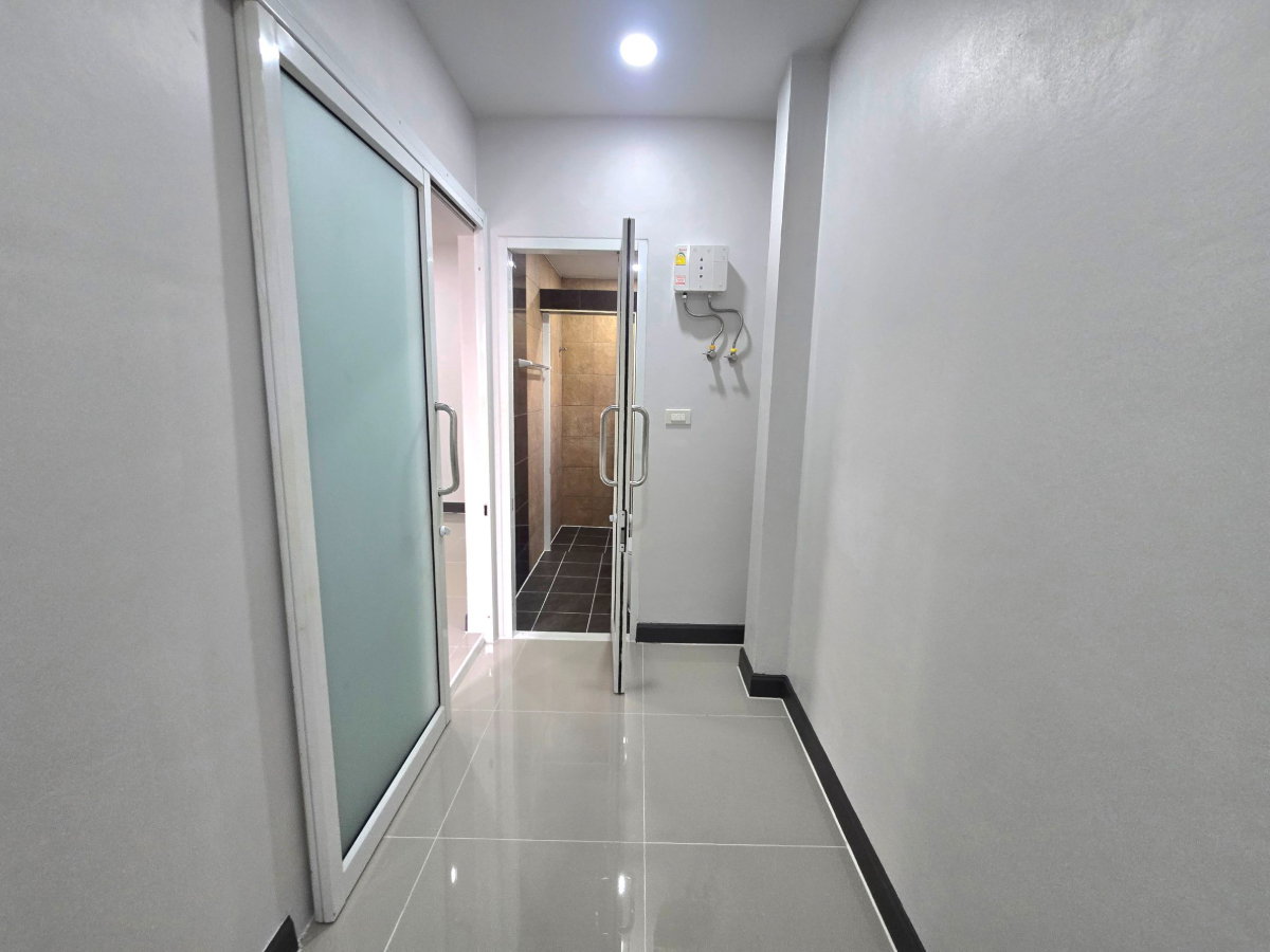 รูป บ้านเดี่ยวหลังใหญ่ หลังมุมใน กว้าง แต่งใหม่ หมู่บ้าน พฤกษ์ลดา1 รังสิตคลอง4 ถนนไสวประชาราษฎร์ ลำลูกกา คลอง4 ลาดสวาย ปทุมธานี - รูปที่ 18/42