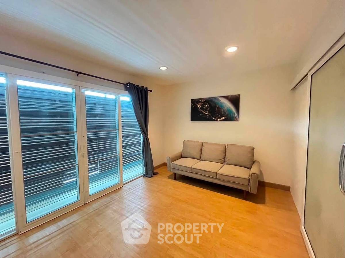 รูป ทาวน์โฮม 4 ห้องนอน ให้เช่า แกรนดิตี้ สาธุประดิษฐ์ 2 บางขอกลำ (ID 3086700) - รูปที่ 7/17