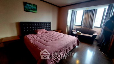 ขายคอนโด : ขายคอนโด 1 ห้องนอน Omni Tower สุขุมวิท ใกล้ BTS นานา (ID 3084145)