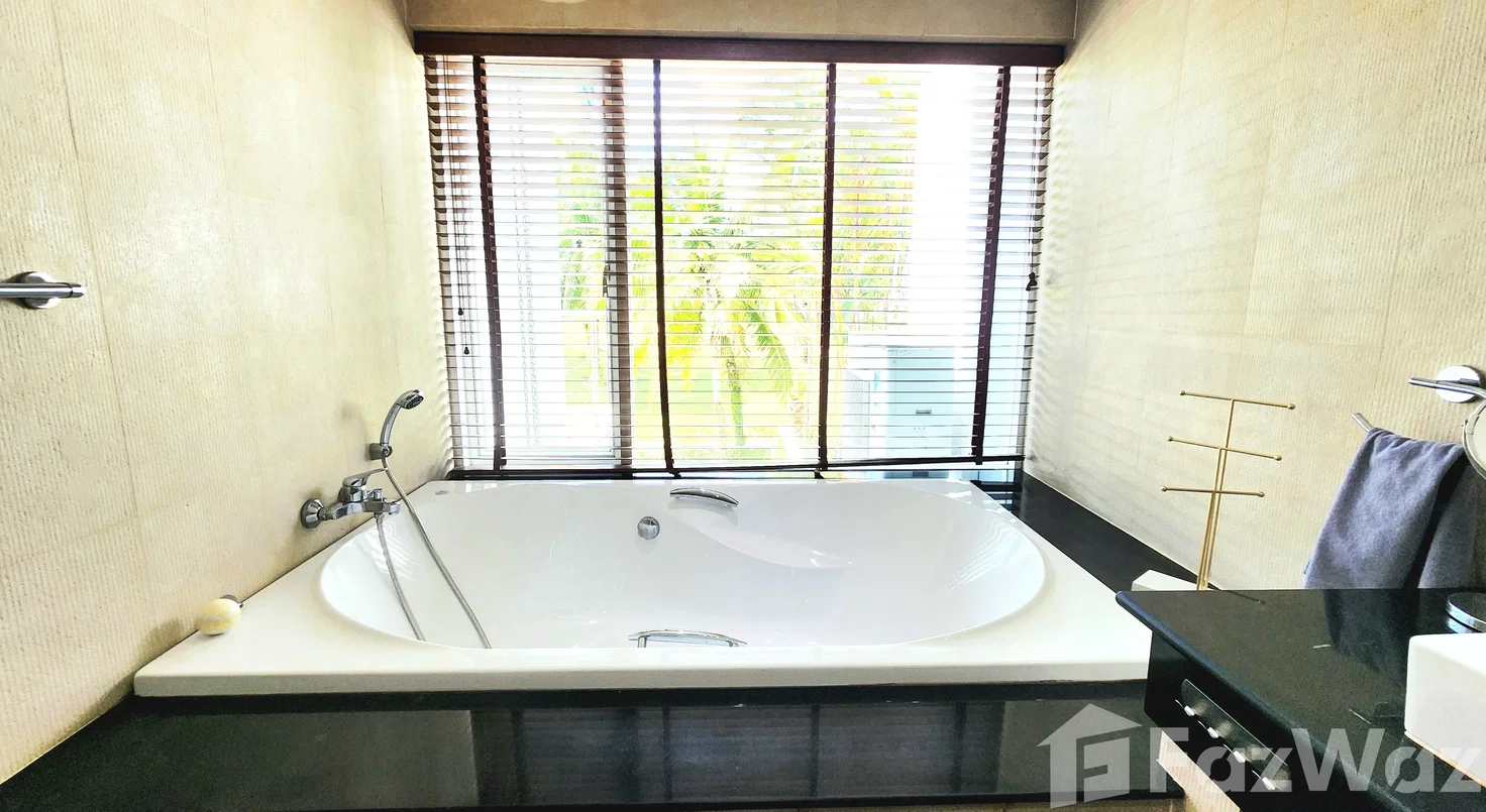 picture 4 bed golf view villa with private pool 6578819 - 4/20