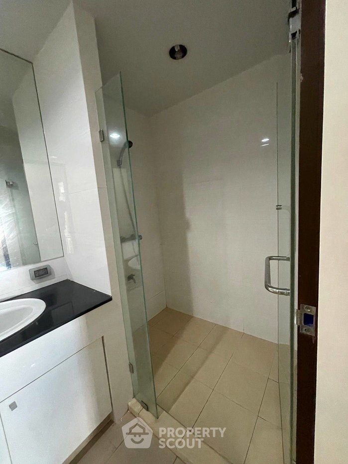 รูป คอนโด 2 ห้องนอนให้เช่า 77 ตร.ม. ที่ The Amethyst Sukhumvit 39 ใกล้ BTS พร้อมพงษ์ (ID 1503745) - รูปที่ 8/28