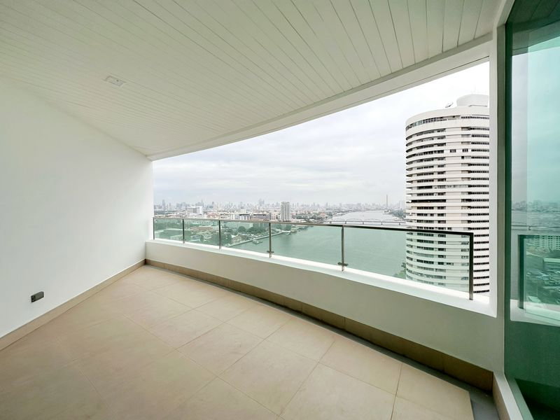 picture FOR SALE Large luxury riverfront condominium - 4/10