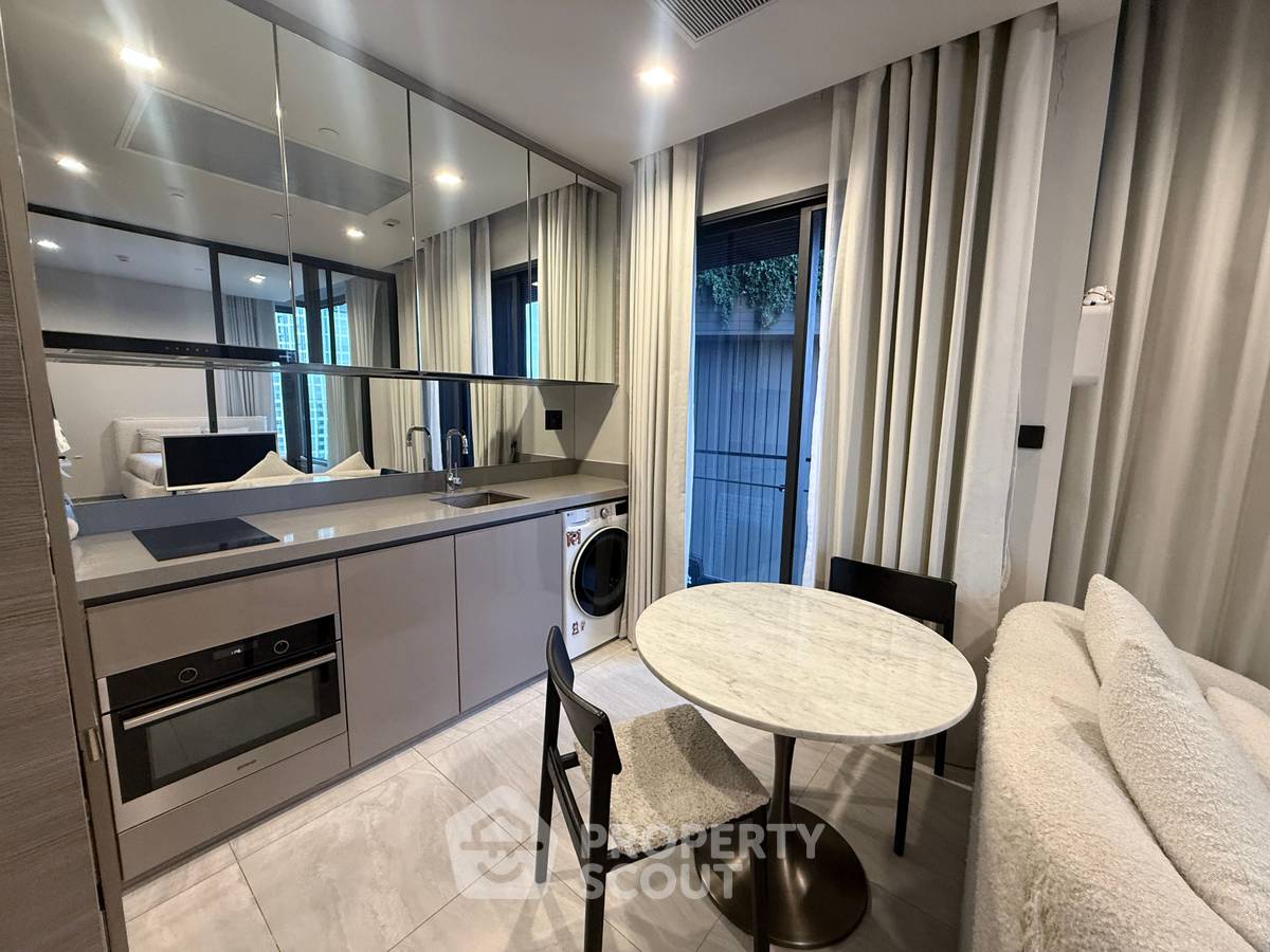 รูป คอนโด 1 ห้องนอน The Crest Park Residences ใกล้ MRT พหลโยธิน 60 ม. (ID 3045171) - รูปที่ 8/11