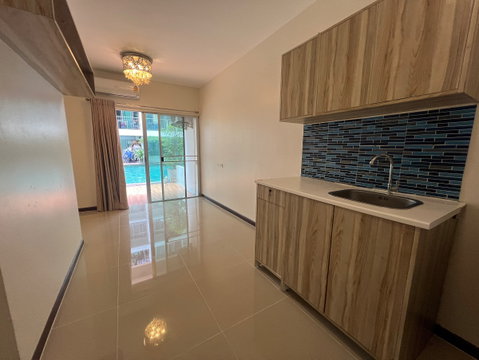 Condo for rent near the Phra Ram 9 MRT station, Condo Aspace Asoke Ratchada, 1 bedroom, next to the garden, 1st floor, size 46 sq m.