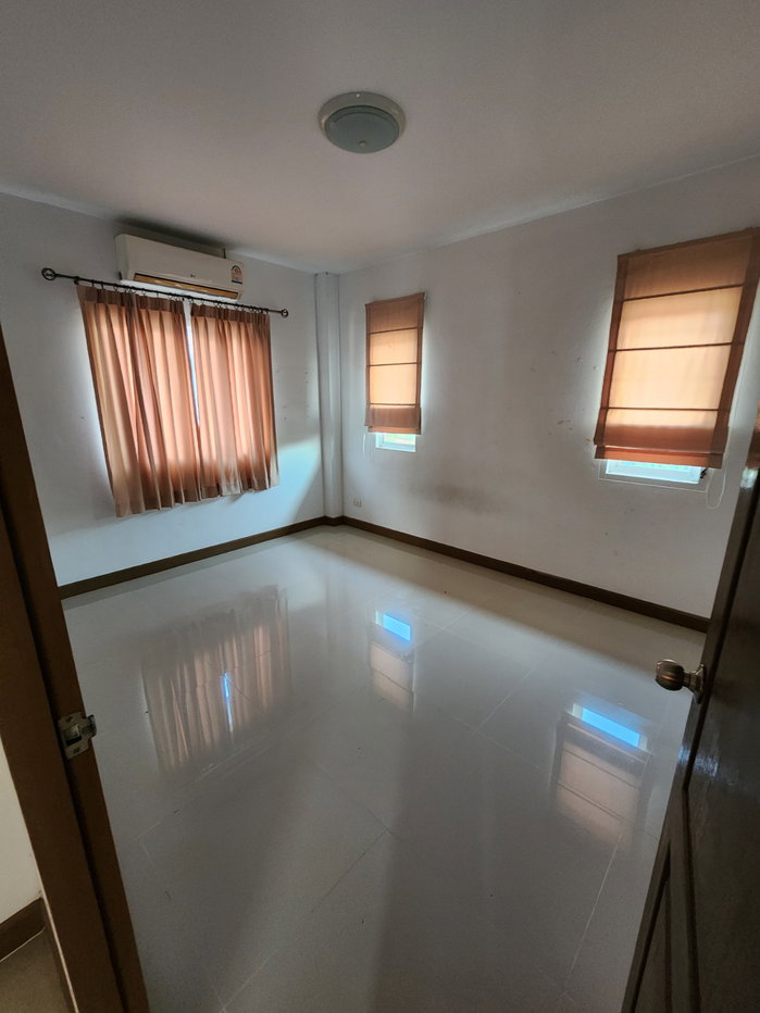 รูป บ้านเดี่ยว 2 ชั้น หลังหัวมุม 4 ห้องนอน 3 ห้องน้ำ - รูปที่ 17/19