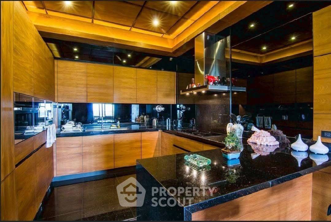 รูป ขายคอนโด 2 ห้องนอน Nirvana Place จอมเทียน ชั้น 7 ขนาด 199 ตร.ม. (ID 3084386) - รูปที่ 25/39