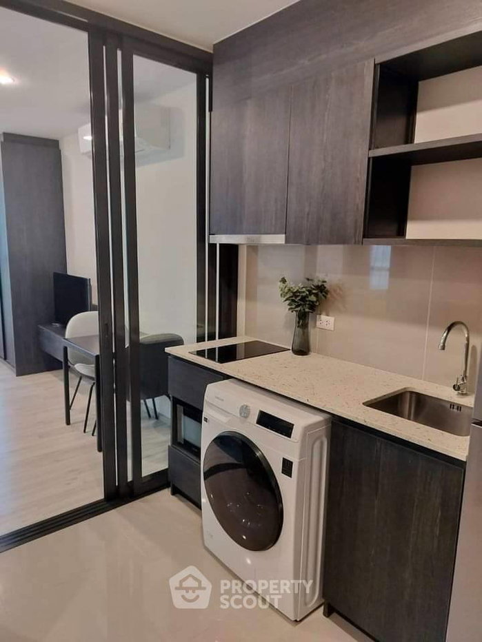 picture 1-BR Condo In XT Huai Khwang, 100m To MRT Huai Khwang (ID 1442284) - 4/6