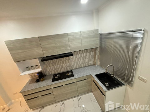 3 Bedroom House for sale at Baan Padyen Village 1983233