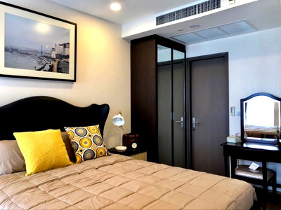 ขายคอนโด : Ashton Chula Silom【𝐒𝐄𝐋𝐋 & 𝐑𝐄𝐍𝐓】🔥ห้องเรียบหรู สวยโปร่ง ชั้นสูงมากกก  เฟอร์นิเจอร์ครบ เดินทางสะดวก🔥 ติดต่อไลน์ไอดี: @hacondo