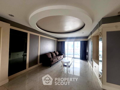Condos for rent : Well-Priced 4-BR Condo At Saichol Mansion, 20th-Floor Near BTS Saphan Taksin (ID 985387)