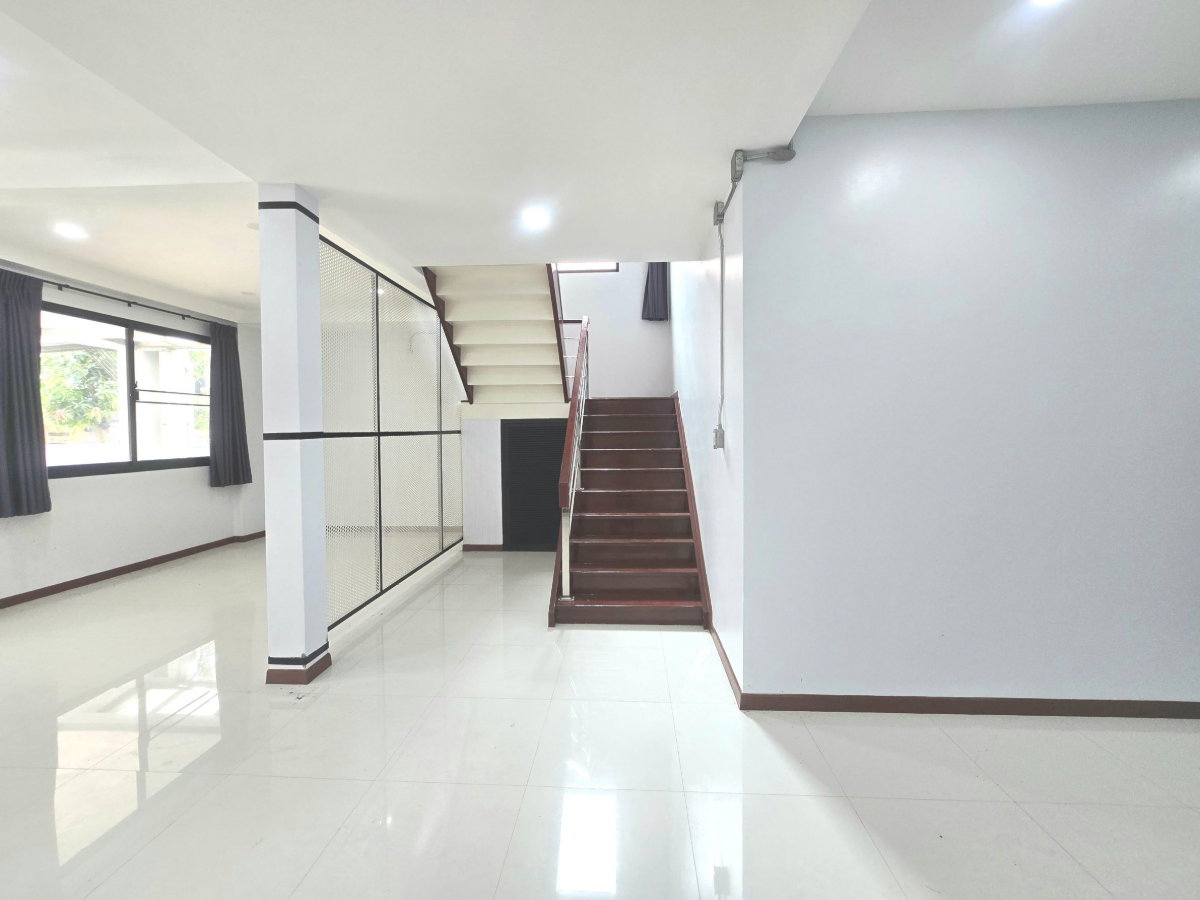 รูป บ้านเดี่ยว กว้าง ราคาถูก หมู่บ้านฟอเรสต้า KC Garden Home 17 ถนนนิมิตใหม่ 40 สามวาตะวันออก คลองสามวา ฟังก์ชั่นบ้านดี มีห้องน้ำในห้องนอนทุกห้อง - รูปที่ 21/43