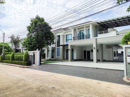 รูปภาพ Luxury detached house in a private setting, fully furnished. Perfect Masterpiece Sukhumvit 77 project.