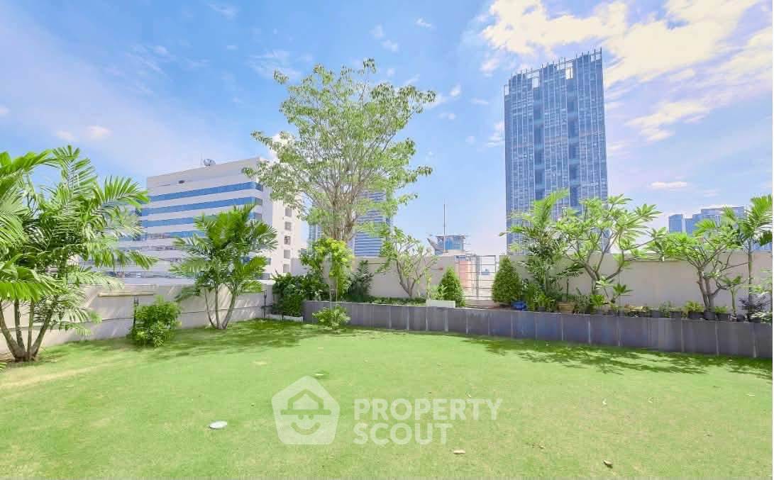 picture Near BTS Sala Daeng, 1-BR 33 Sqm Condolette Light Convent (ID 3085774) - 14/14
