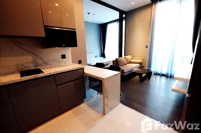 Condos for sale : For Sale THE ESSE AT SINGA COMPLEX 6582413