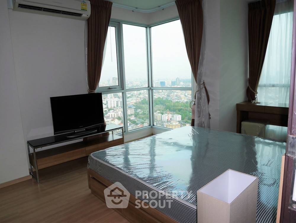 รูป คอนโด 2 ห้องนอน ชั้น 21 ขนาด 63 ตร.ม. ริธึ่ม สาทร ใกล้ BTS สะพานตากสิน 300 ม. (ID 418231) - รูปที่ 11/13