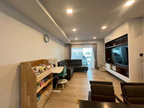 ✨✨✨(ขาย) ทาวน์โฮมสวย สภาพใหม่กริ๊บ 🏠Villaggio 3 ศรีนครินทร์-บางนา