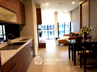 คอนโดให้เช่า : คอนโด 1 ห้องนอน Noble Ploenchit ใกล้ BTS เพลินจิต 100 ม. (ID 3083758)