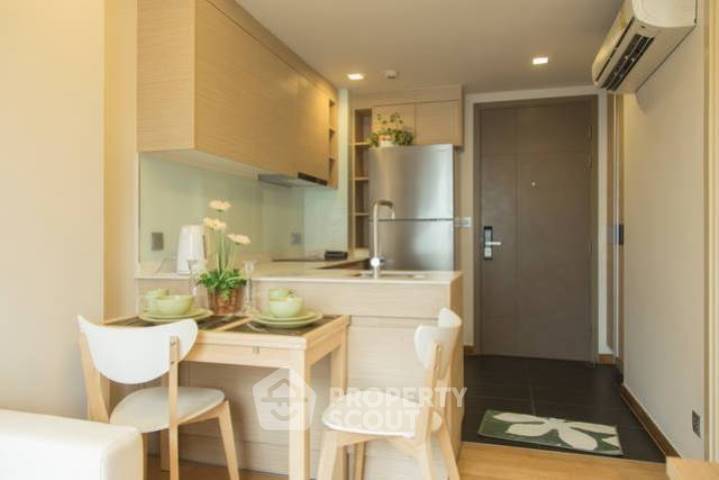 picture 1-BR 37 Sqm Condo For Sale At Via Botani, BTS Phrom Phong (ID 825403) - 5/6