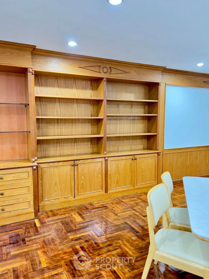 picture Pet-Friendly 2-Bed Condo At Wittayu Complex Near BTS Phloen Chit (ID 1559370) - 6/14