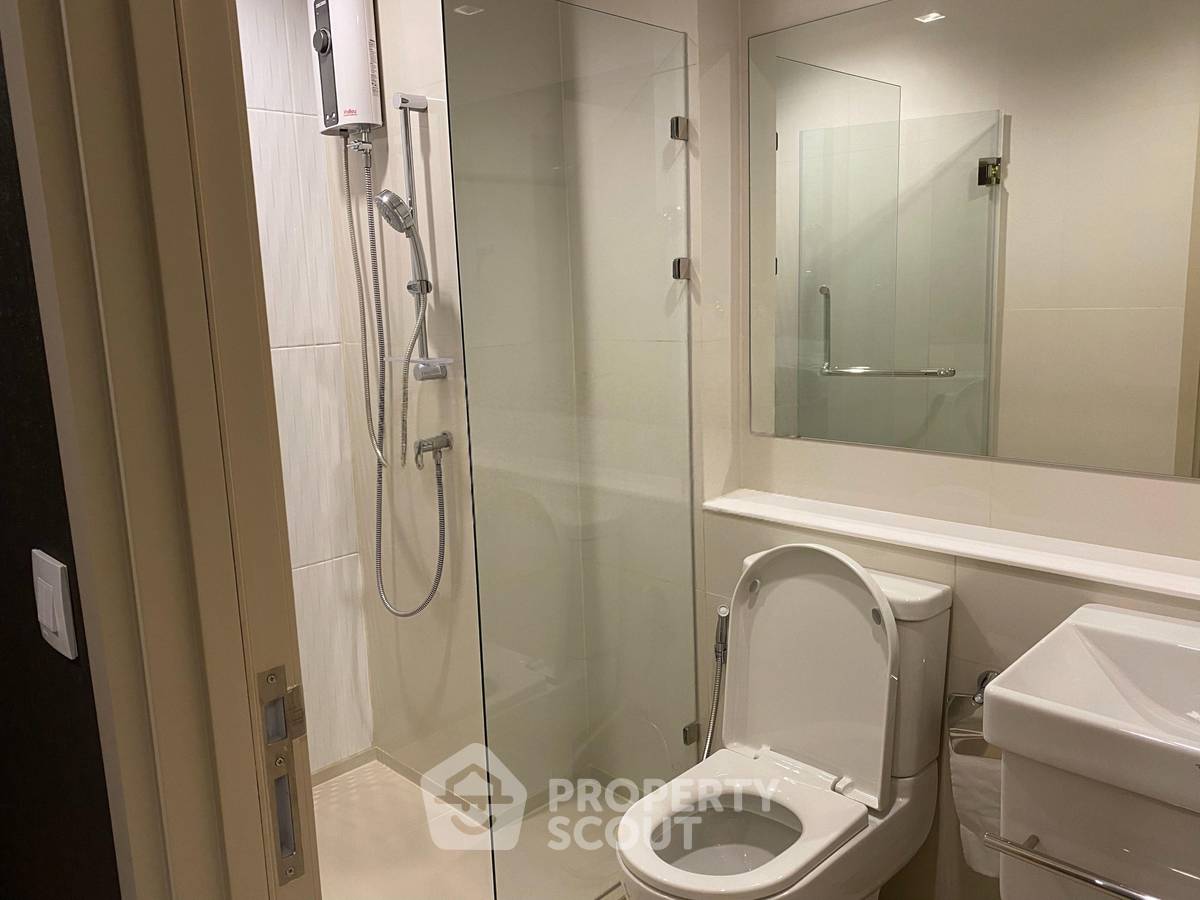 picture 1-BR Condo At Life One Wireless, Near BTS Phloen Chit (ID 3084360) - 5/5