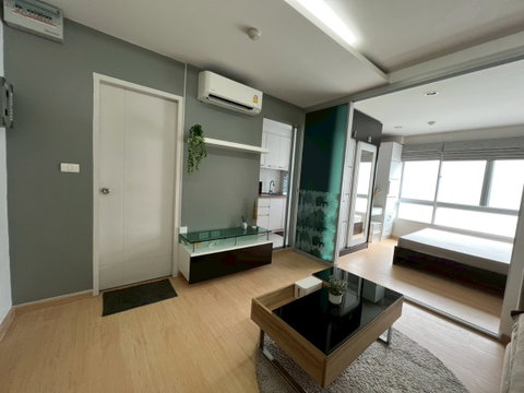 The Classy Ratchadapisek 19 Condo