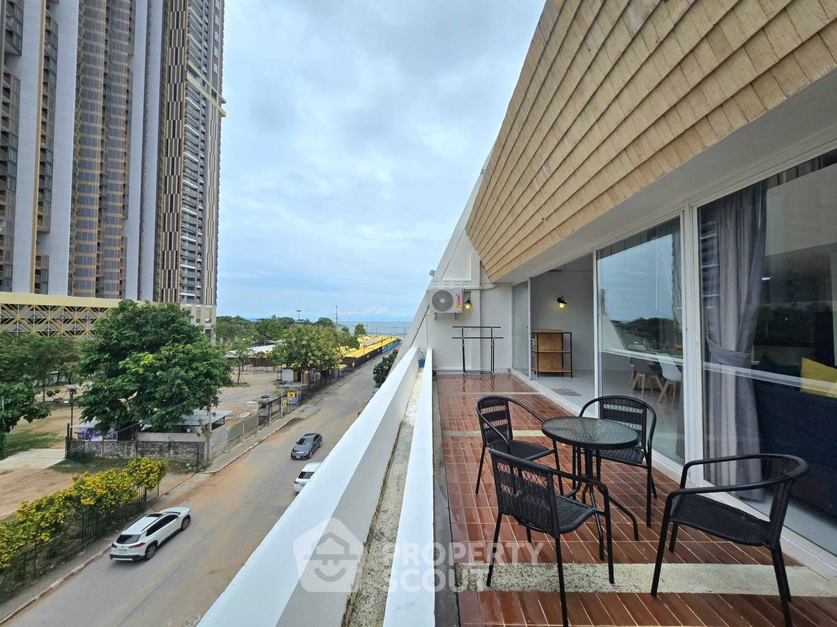 รูป คอนโดให้เช่า 3 ห้องนอน ขนาด 158 ตร.ม. ที่ พันธเล บูทีค เรสซิเดนซ์ จอมเทียน (ID 2096975) - รูปที่ 3/40