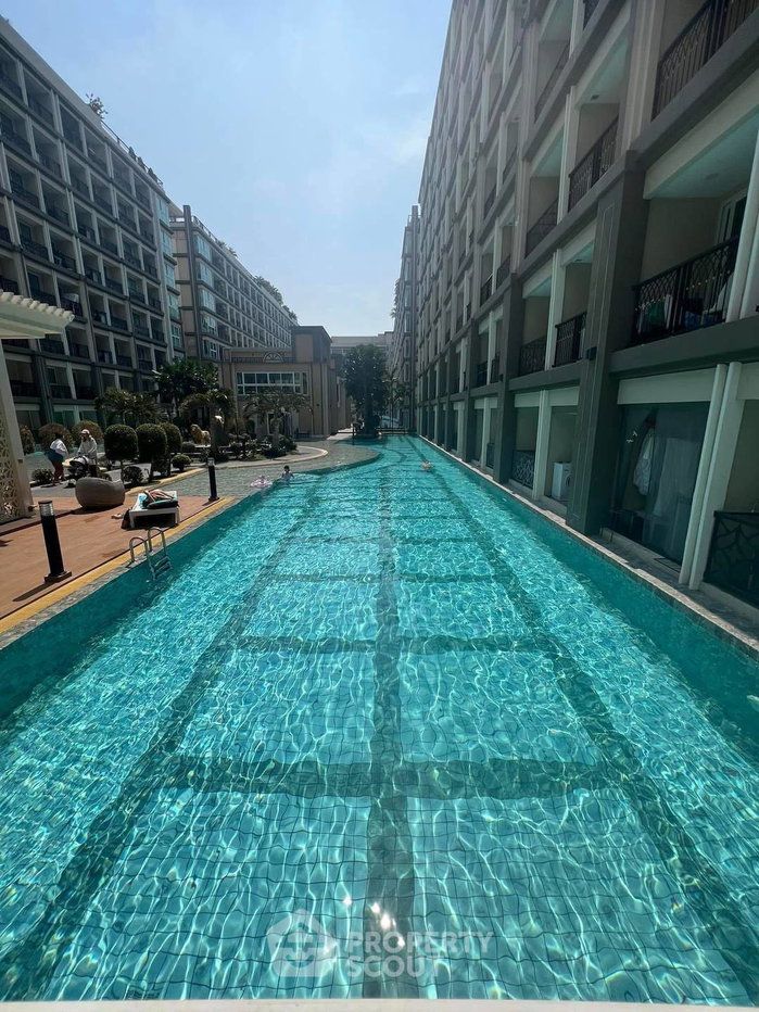 picture 2-BR Condo In Dusit Grand Park 2, Ground-Floor Style, Pattaya (ID 2180100) - 3/14