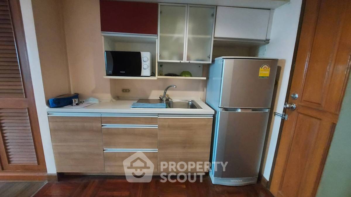 รูป คอนโด 1 ห้องนอน โอม นิทาวเวอร์ ใกล้ BTS นานา 400 ม. ชั้น 10 (ID 3084145) - รูปที่ 2/7