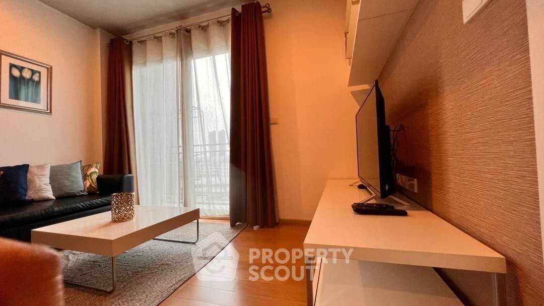 รูป คอนโด 1 ห้องนอน น่าอยู่ ที่ Hive Sathorn ใกล้ BTS กรุงธนบุรี 90 ม. ชั้น 10 (ID 1918737) - รูปที่ 7/10