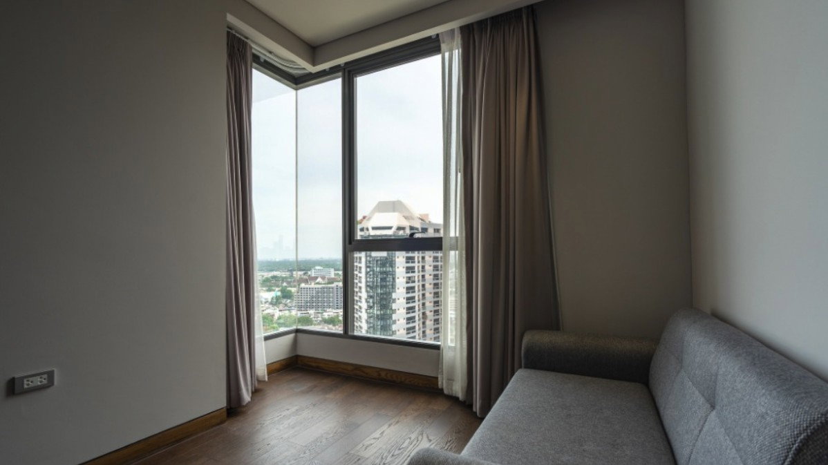 รูป For rent Condo The Lumpini 24 Fully Furnished (S15-1560) - รูปที่ 4/9