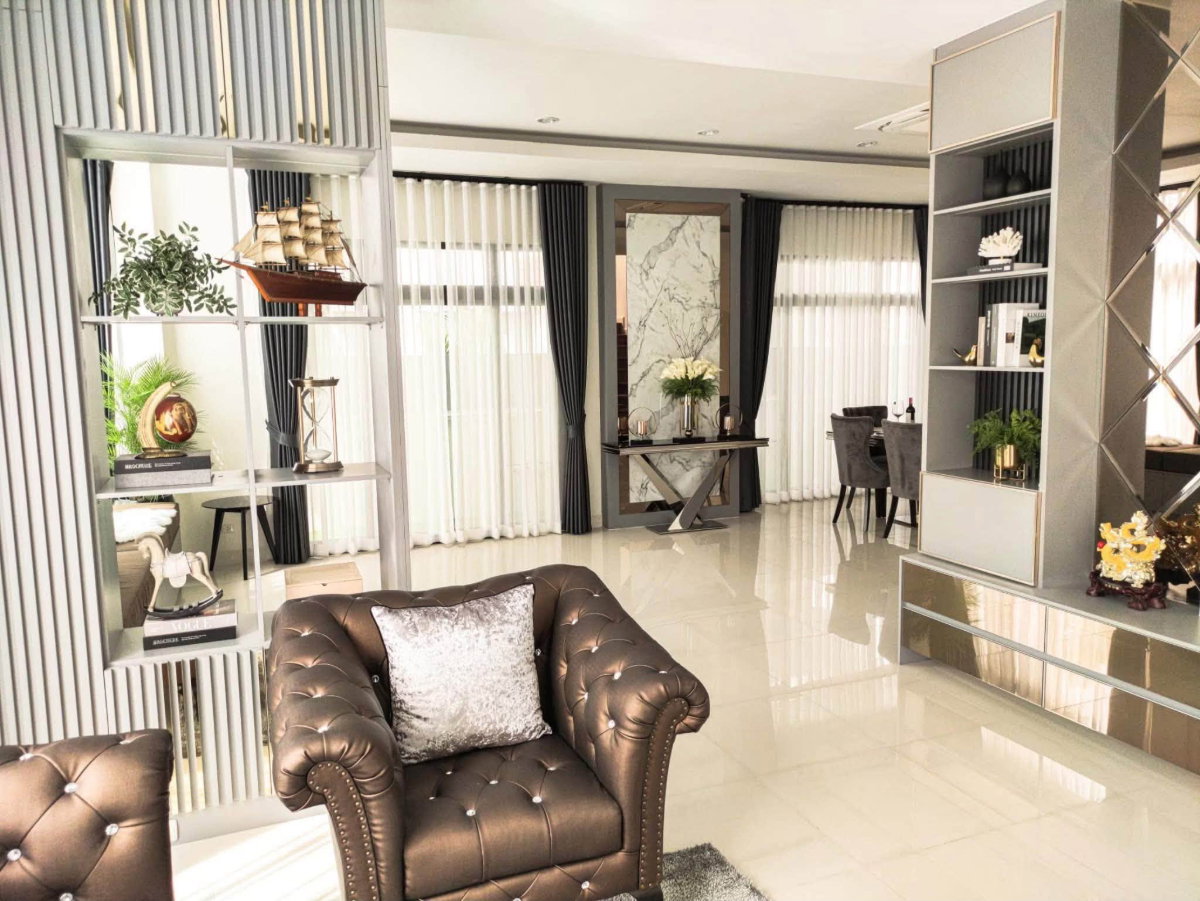รูป บ้านเดี่ยวระดับลักชัวรี บรรยากาศส่วนตัว พร้อมเฟอร์นิเจอร์ครบ บ้านโครงการ Perfect Masterpiece Sukhumvit 77 - รูปที่ 18/42