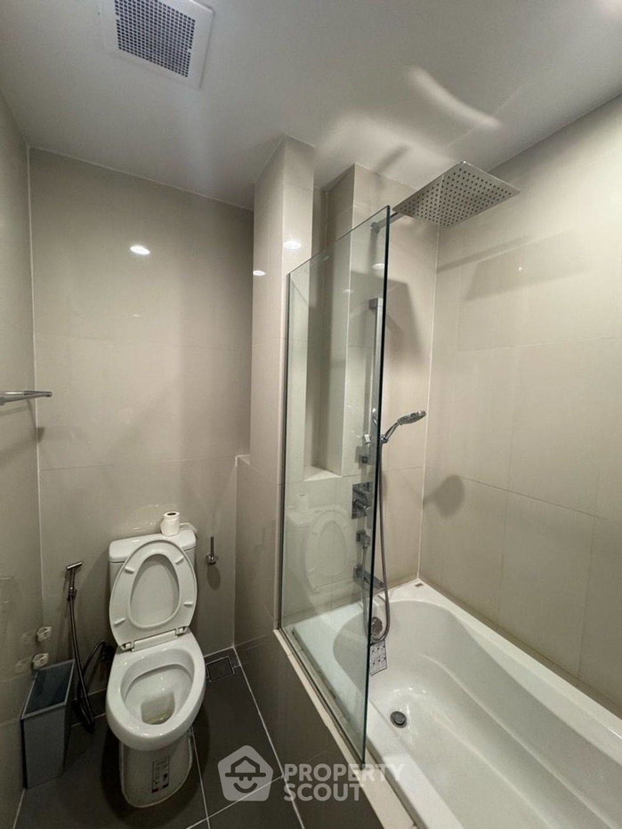 picture 1-BR Condo At Oka Haus Sukhumvit 36, 25th Floor Near BTS Thong Lor (ID 2280386) - 4/7