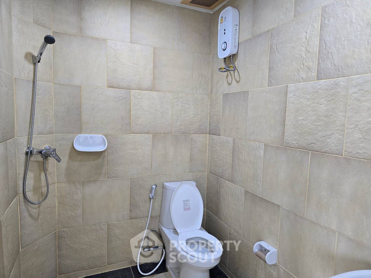รูป คอนโดให้เช่า 3 ห้องนอน ขนาด 158 ตร.ม. ที่ พันธเล บูทีค เรสซิเดนซ์ จอมเทียน (ID 2096975) - รูปที่ 19/40