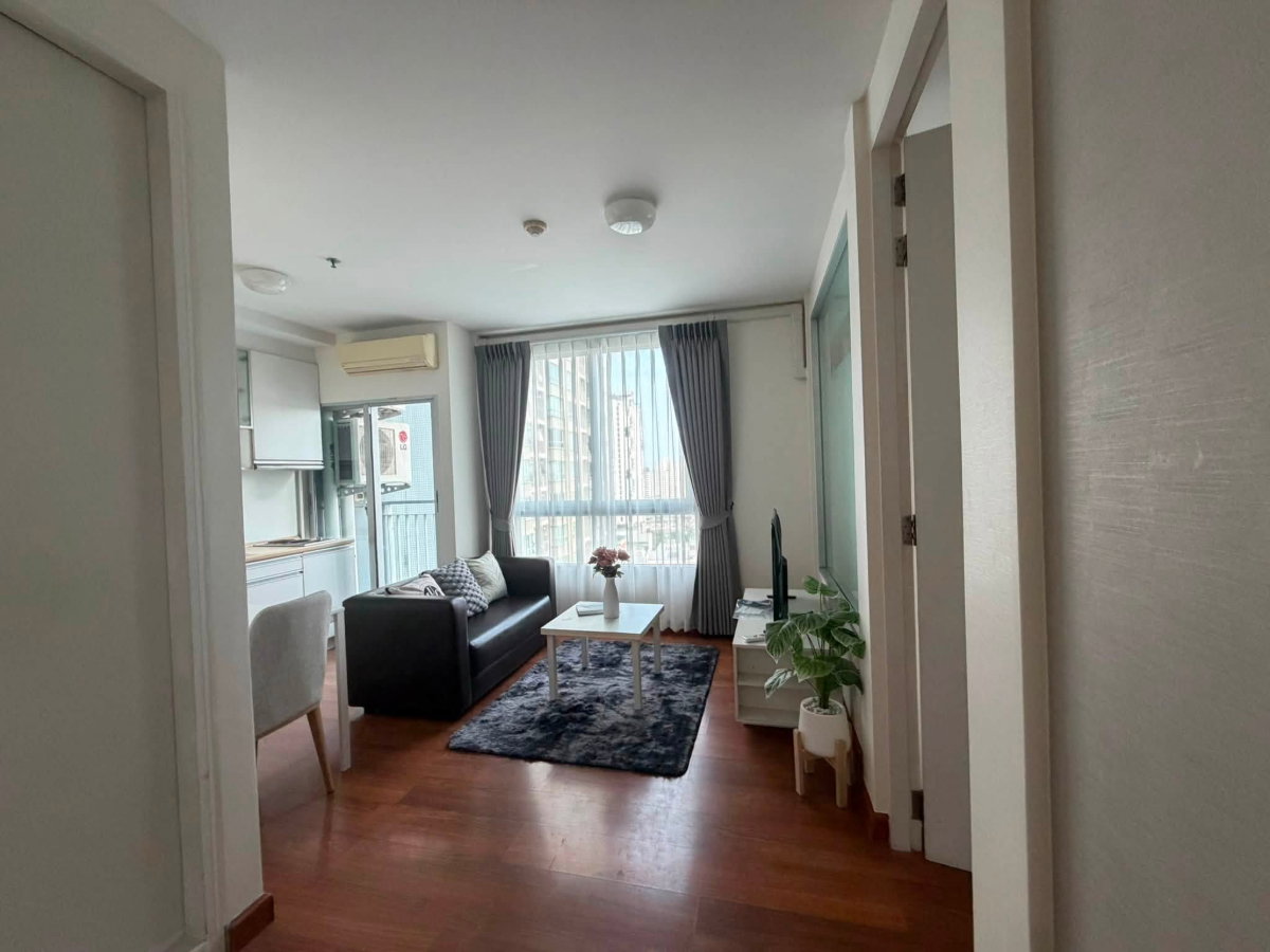 picture ðĨ Spacious unit, high floor, under 10,000! For Rent: Parkland RatchadaâTha Phra ðĨ - 2/6