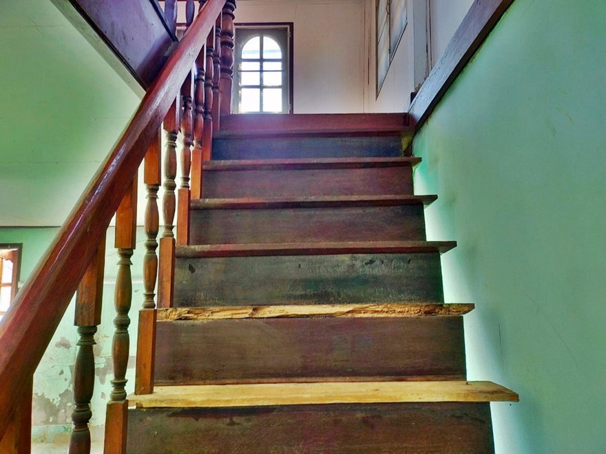 รูป AL-6-0419|บ้านพักอาศัยครึ่งตึกครึ่งไม้ 2 ชั้น บ้านนาราชควาย ต. นาราชควาย อ.เมืองนครพนม จ.นครพนม (ราคา 950,000 บาท) - รูปที่ 8/13