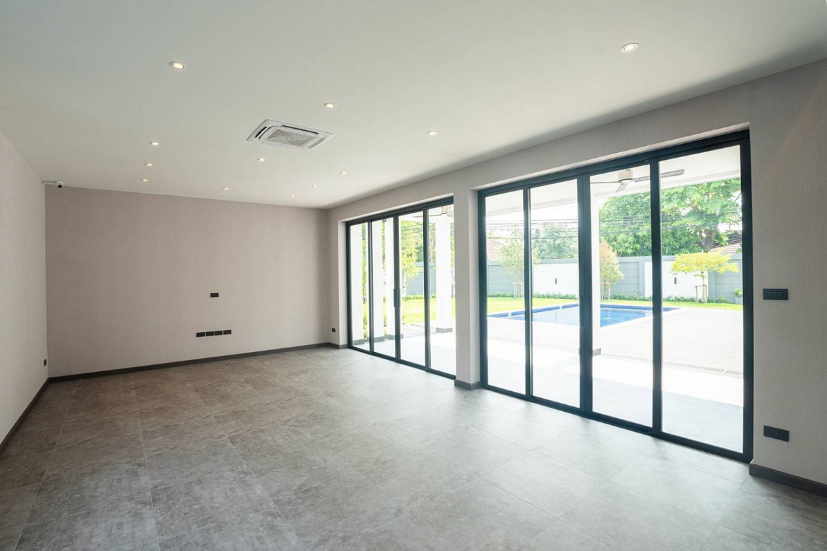 รูป ขาย 🏡✨ บ้าน Pool Villa 2 ชั้น สร้างใหม่ ระดับ Premium ใกล้โรงเรียนนานาชาติ #C7MG100936 - รูปที่ 17/18