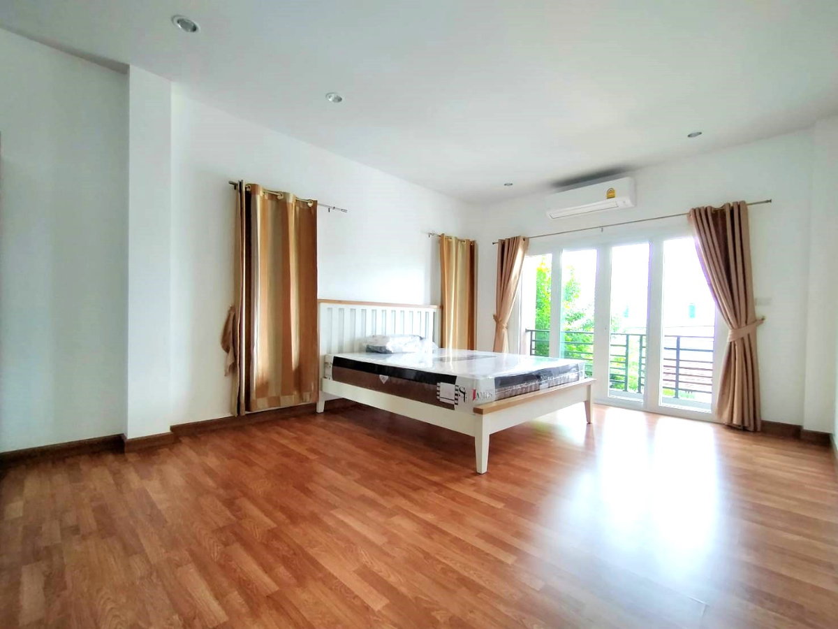 รูป ให้เช่า 🏡 บ้านเดี่ยว 2 ชั้น 3 ห้องนอน ในโครงการ พร้อมเฟอร์นิเจอร์ครบ ทำเลหางดง เชียงใหม่  #AHD-H0300 - รูปที่ 23/39