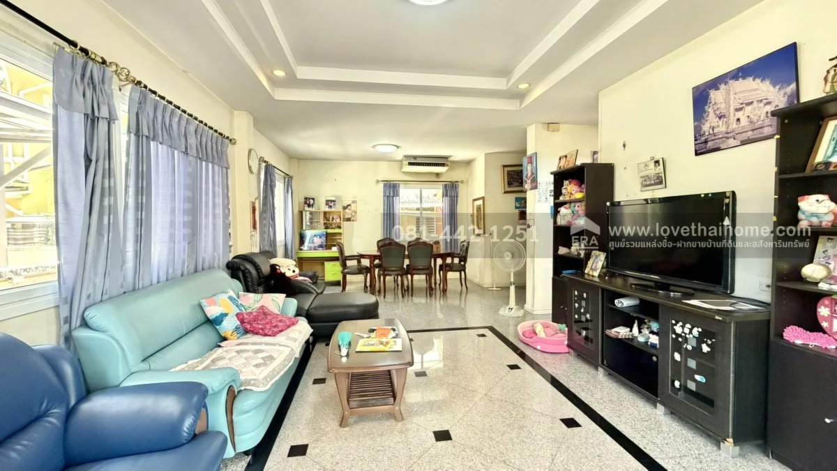 รูป ขายบ้านเดี่ยว 2 ชั้น ซอยเฉลิมพระเกียรติ ร.9 ซอย89 หมู่บ้านลลิล กรีนวิลล์ พื้นที่ 60 ตรว. ราคาถูกมาก ขายเพียง 5.5 ล้าน ขายถูกกว่าทุกหลังในโครงการ - รูปที่ 3/12