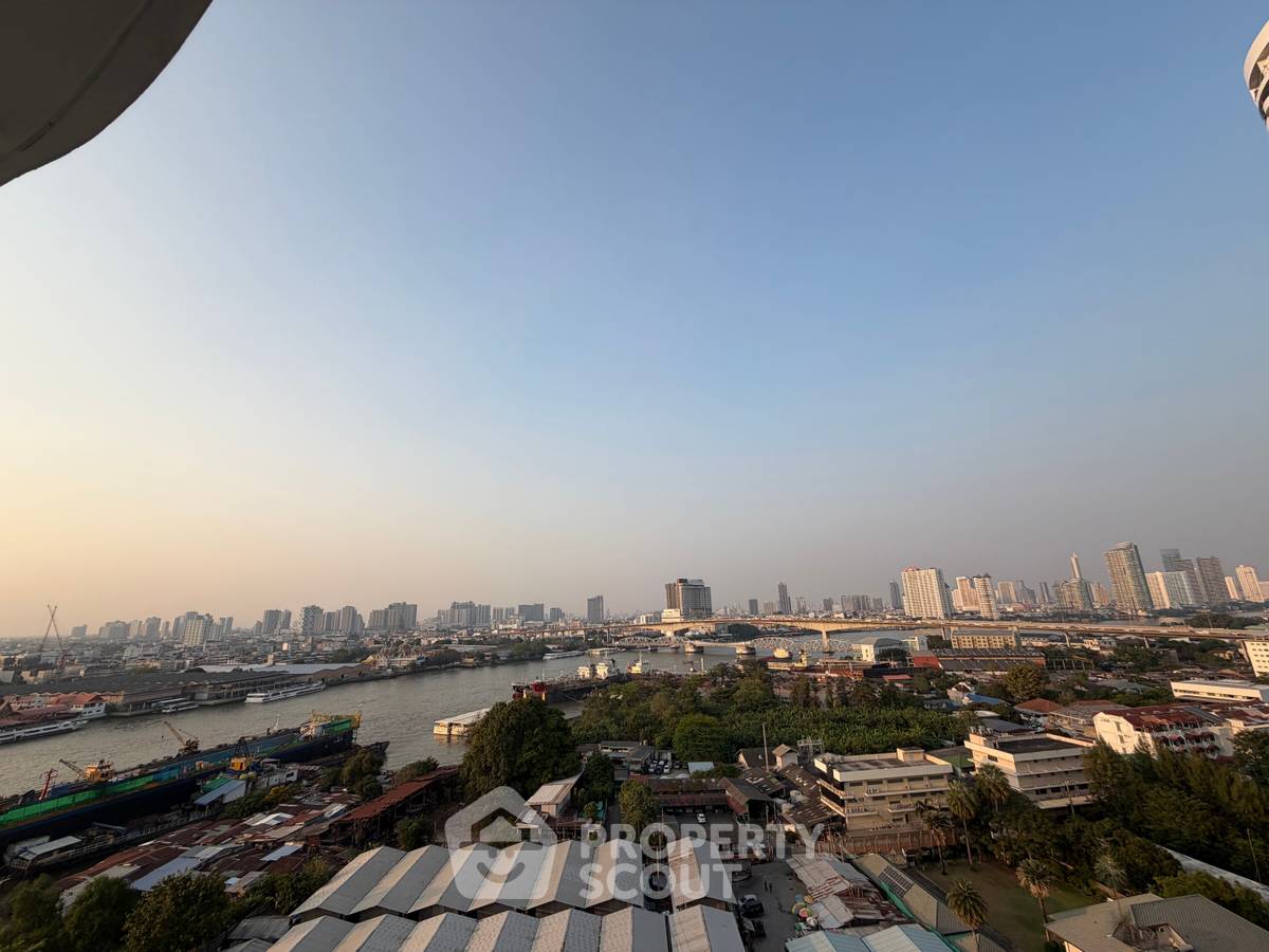 รูป คอนโด 2 ห้องนอน 119 ตร.ม. ชั้นสูง 15 ชั้น ขาย Supalai Casa Riva (ID 2586335) - รูปที่ 8/10