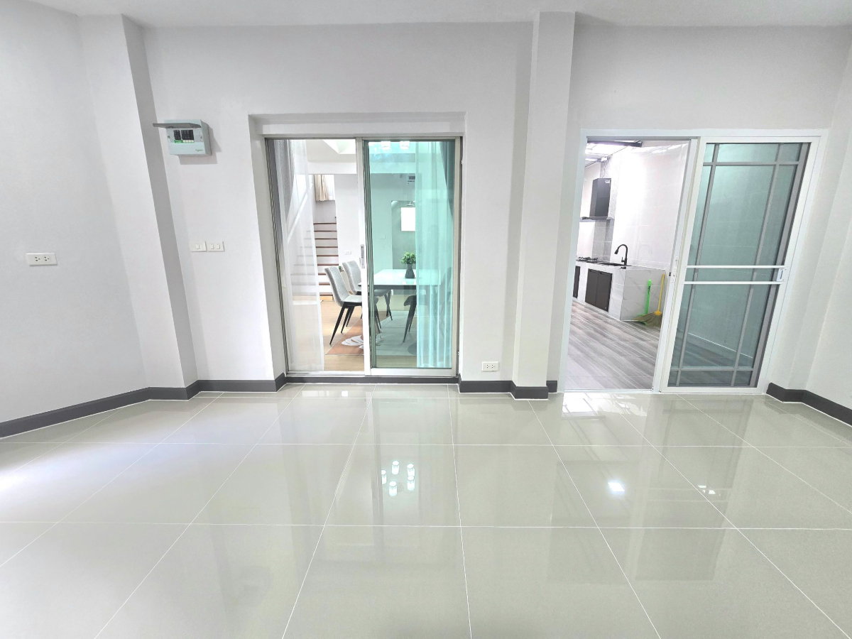 รูป บ้านเดี่ยวหลังใหญ่ หลังมุมใน กว้าง แต่งใหม่ หมู่บ้าน พฤกษ์ลดา1 รังสิตคลอง4 ถนนไสวประชาราษฎร์ ลำลูกกา คลอง4 ลาดสวาย ปทุมธานี - รูปที่ 23/42