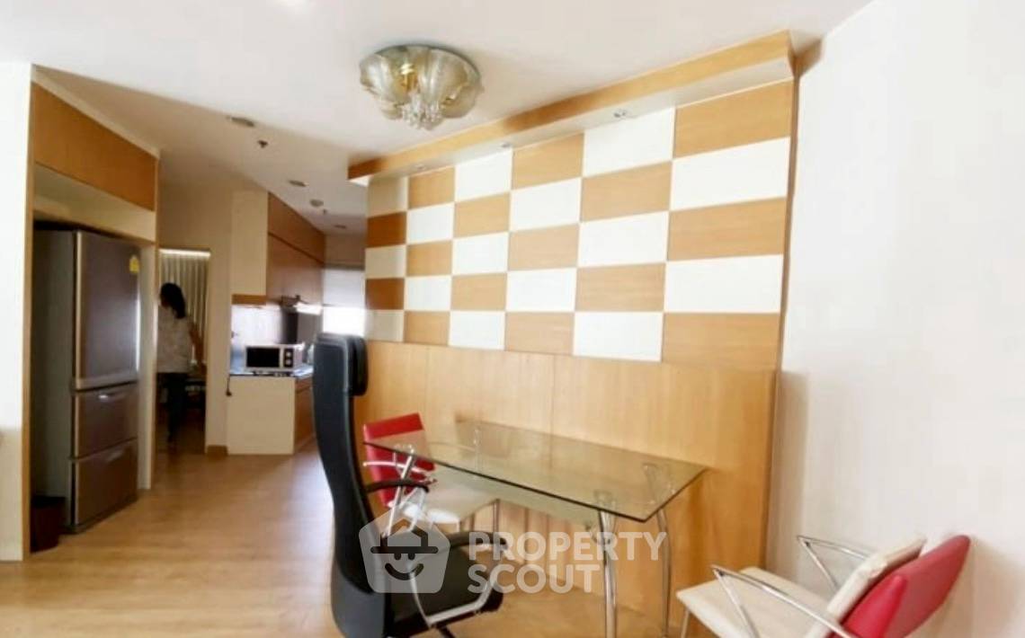 picture 1-BR Condo For Rent, Silom Grand Terrace, 200m To BTS Sala Daeng (ID 3085509) - 2/8