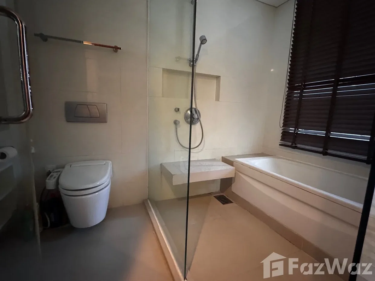 picture Aequa Sukhumvit 49 6582579 - 7/11