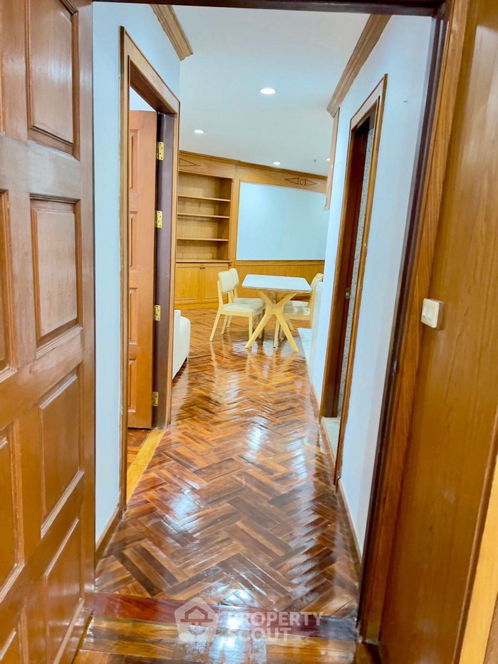 picture Pet-Friendly 2-Bed Condo At Wittayu Complex Near BTS Phloen Chit (ID 1559370) - 11/14