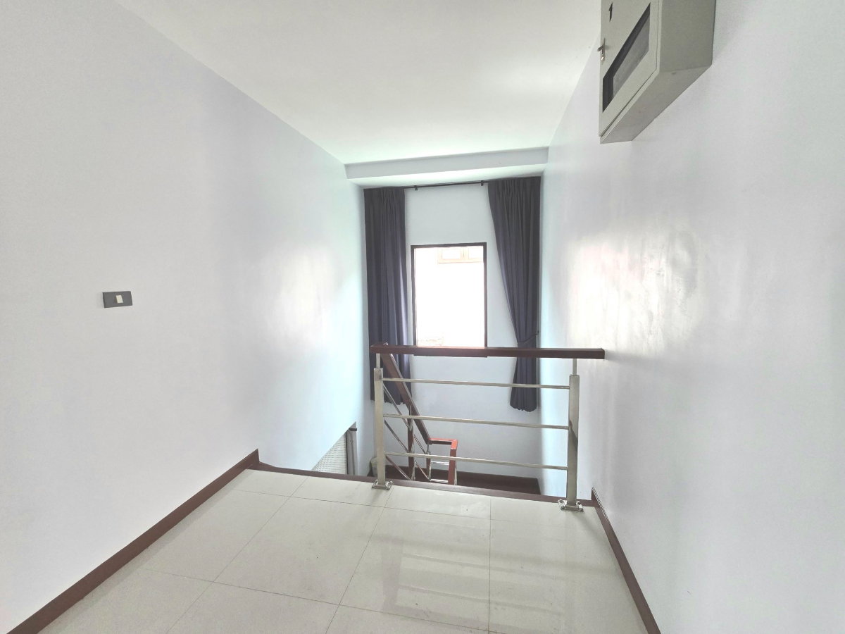 รูป บ้านเดี่ยว กว้าง ราคาถูก หมู่บ้านฟอเรสต้า KC Garden Home 17 ถนนนิมิตใหม่ 40 สามวาตะวันออก คลองสามวา ฟังก์ชั่นบ้านดี มีห้องน้ำในห้องนอนทุกห้อง - รูปที่ 36/43