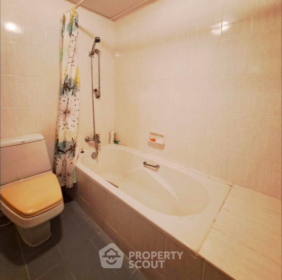 รูป คอนโดมิเนียมสูง 19 ชั้น 2 ห้องนอน 117 ตร.ม. ขาย ใน ชะอำ แกรนด์ คอนโดเทล (ID 2284713) - รูปที่ 9/9