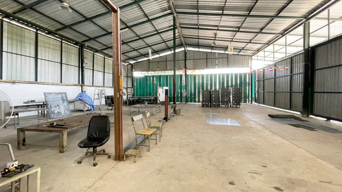รูป ด่วน ขายถูก!!!โรงงาน พร้อมสำนักงาน หอพักคนงาน บ้านบึง ชลบุรี เพียง 15,000,000 บาท รวมโอน - รูปที่ 8/20
