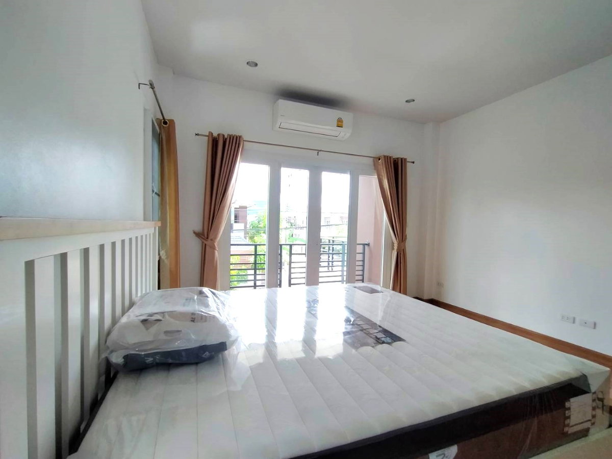 รูป ให้เช่า 🏡 บ้านเดี่ยว 2 ชั้น 3 ห้องนอน ในโครงการ พร้อมเฟอร์นิเจอร์ครบ ทำเลหางดง เชียงใหม่  #AHD-H0300 - รูปที่ 25/39