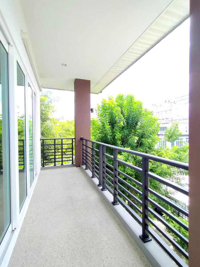 รูป ให้เช่า 🏡 บ้านเดี่ยว 2 ชั้น 3 ห้องนอน ในโครงการ พร้อมเฟอร์นิเจอร์ครบ ทำเลหางดง เชียงใหม่  #AHD-H0300 - รูปที่ 18/39